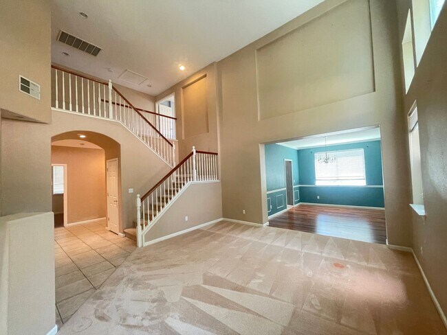 Foto del edificio - 959 Sterling Cir