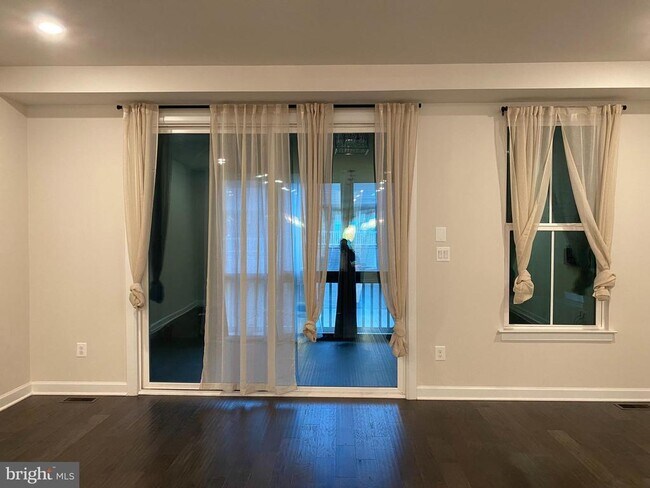 Foto del edificio - 3091 Sassafras Ct