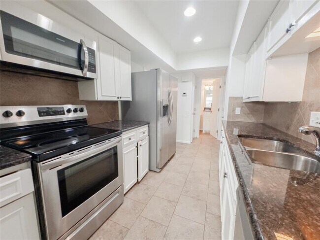 Foto del edificio - 2704 San Pedro St