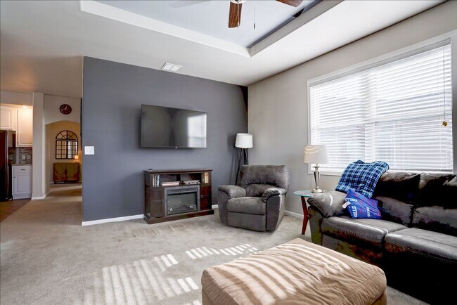 Foto del edificio - Beautiful 3-Bedroom Home in the Prairie Gr...