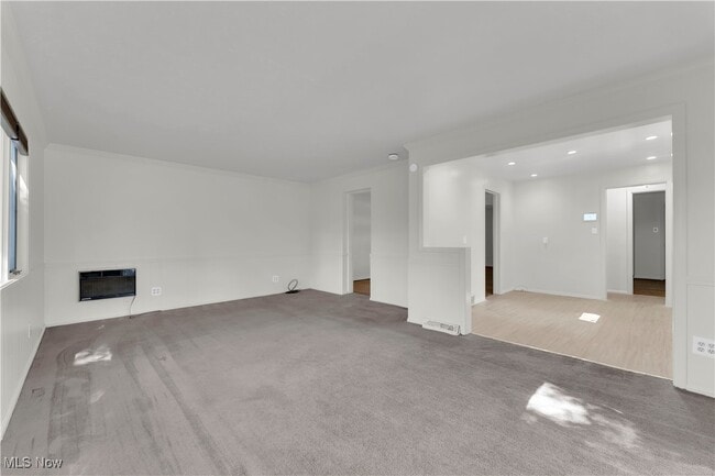 Building Photo - 1044 S Belvoir Blvd