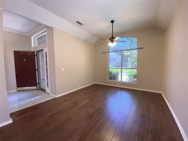 Building Photo - 10208 Napa Valley Dr