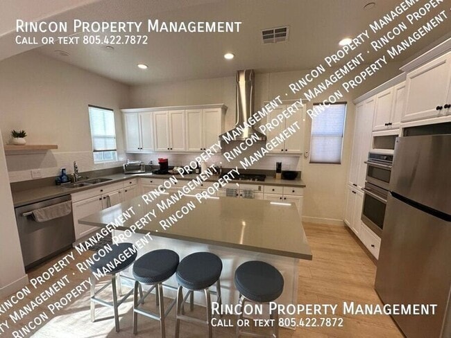 Building Photo - Partially Furnished 3-Bedroom Condo in Nor...