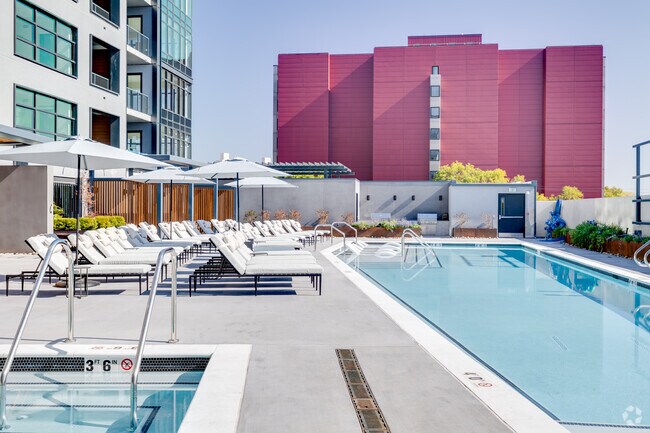 Elevated Sundeck - The Alcott Apartments