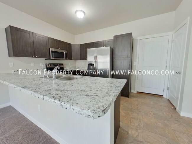 Foto del edificio - Wonderful Townhome in Security-Widefield! ...