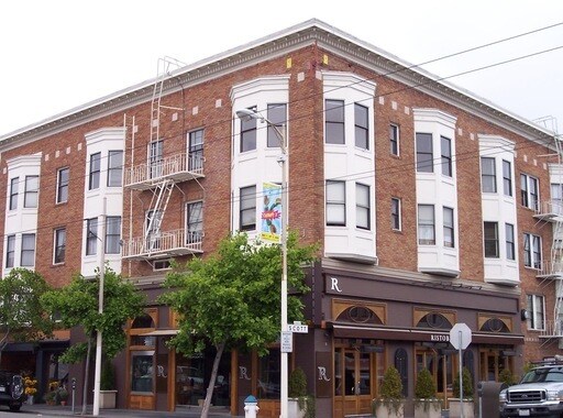 Building Photo - 2310 Chestnut St