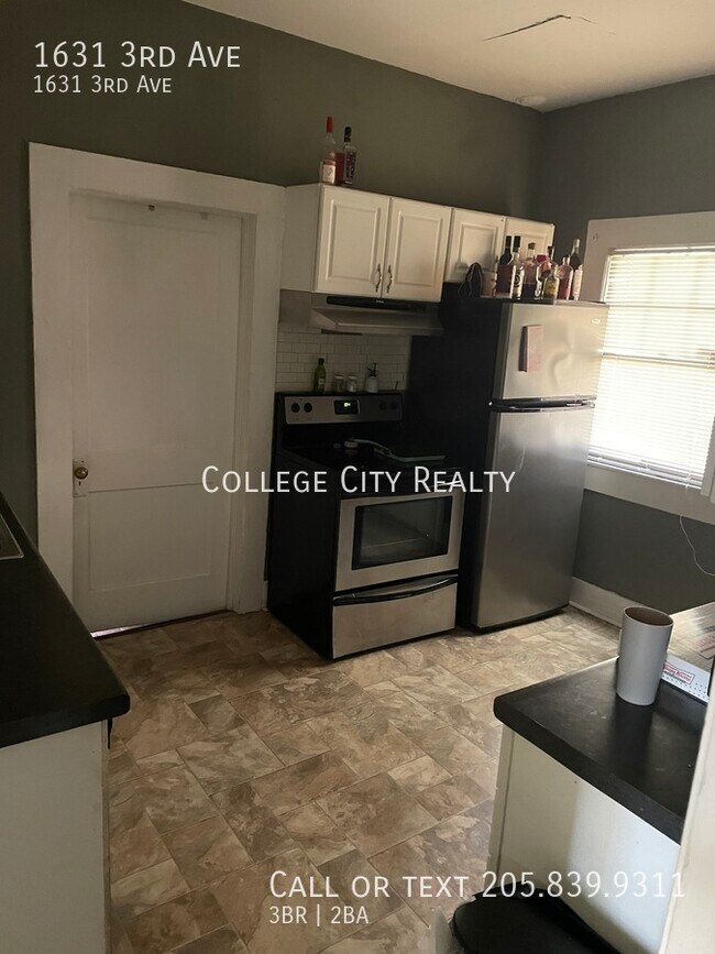 Foto del edificio - 1631 3rd Ave