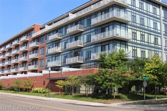 Building Photo - 101 Curry Ave