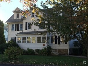 Building Photo - 33 Valley Rd