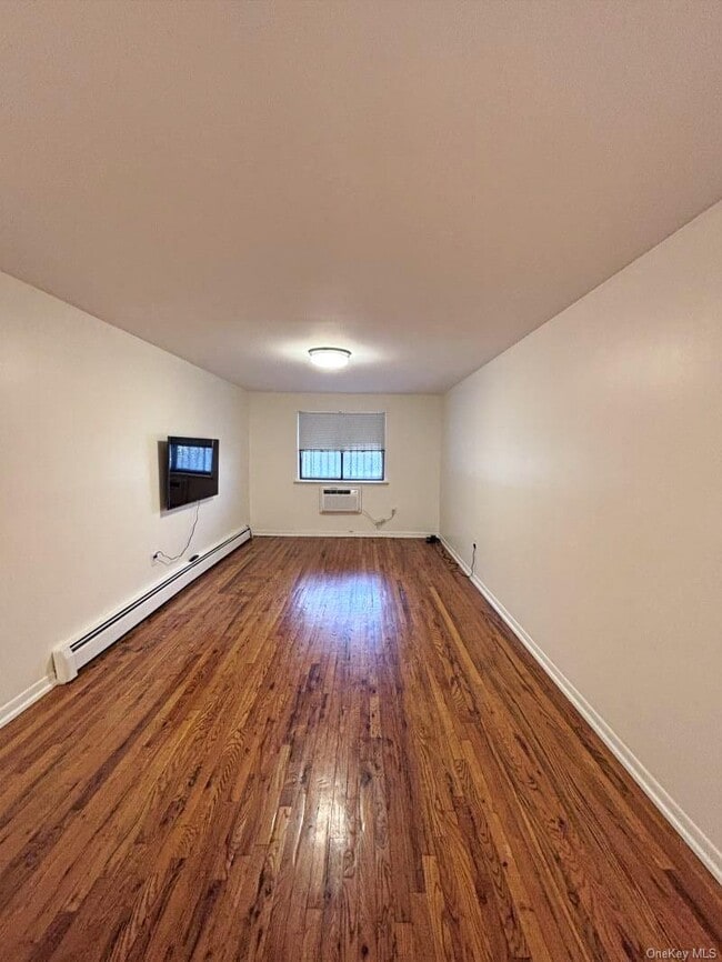 Foto del edificio - 41-24 40th St