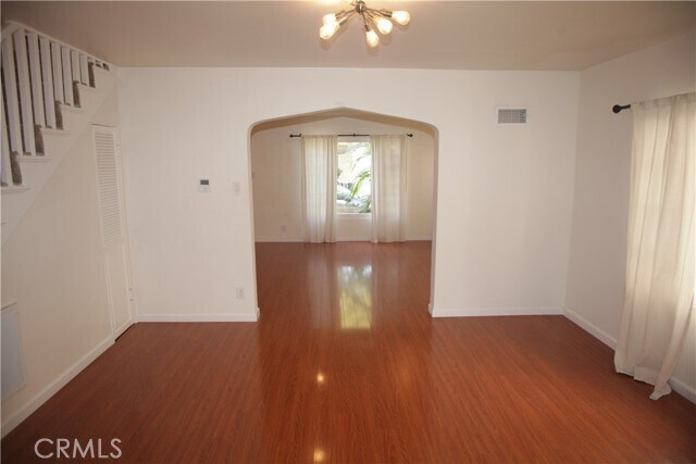 Building Photo - 414 N Genesee Ave