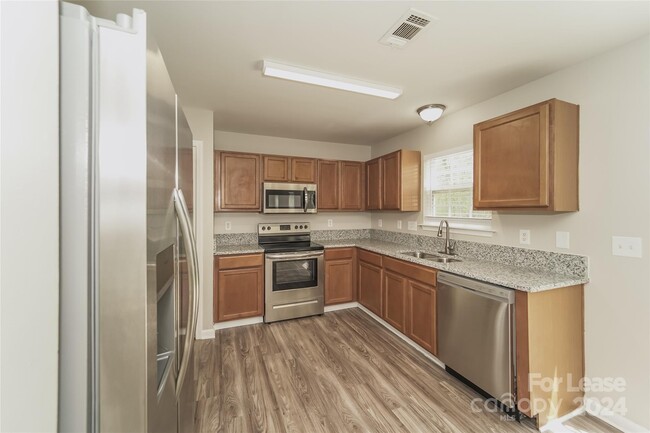 Building Photo - 2126 Cindy Creek Ln