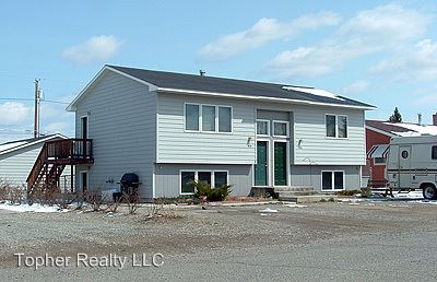 Primary Photo - 406 E King St