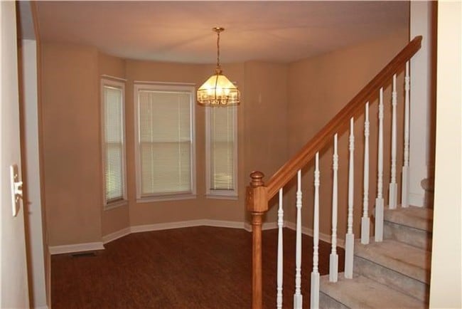 Building Photo - 334 Andrew Dr