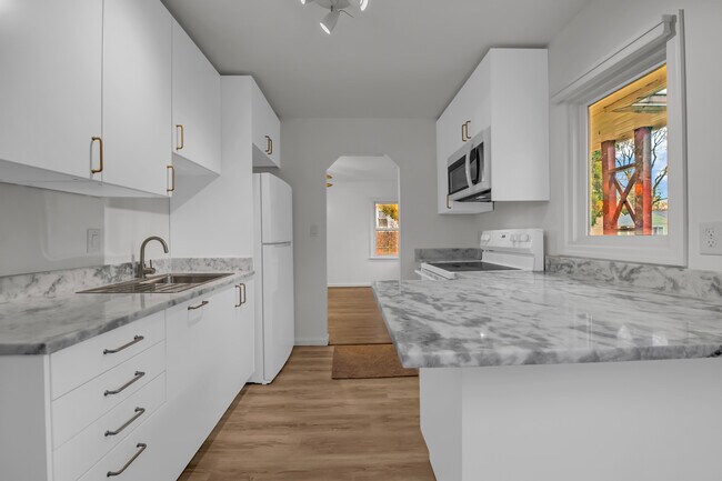 Foto del edificio - 1824 Wordsworth St