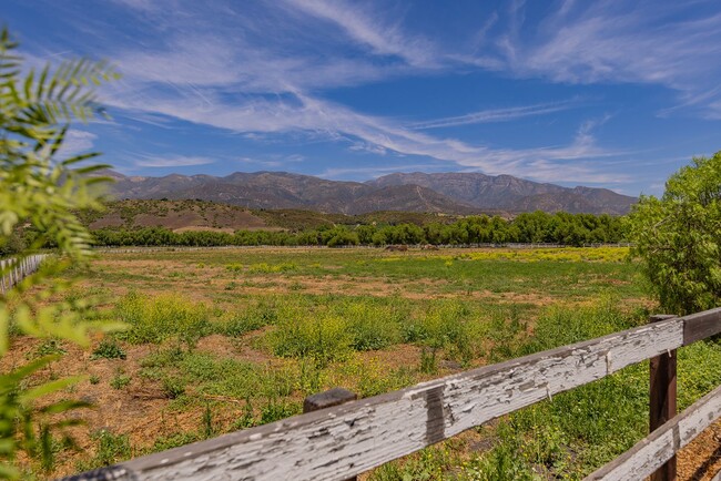 Building Photo - Ojai Horse Ranch