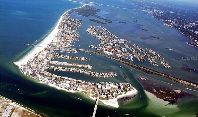 Foto del edificio - 700 Island Way