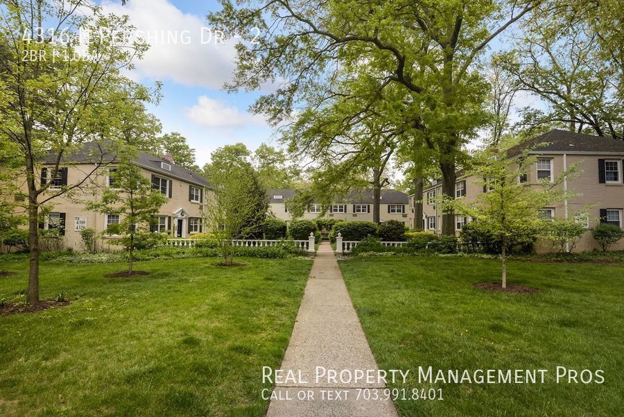 Primary Photo - Light & Bright Top Floor Condo- Arlington ...