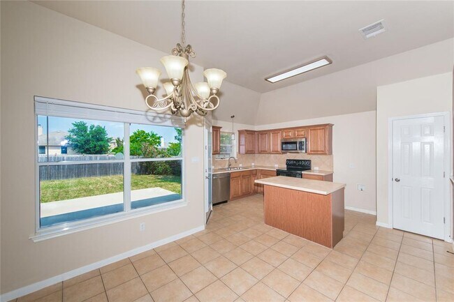 Building Photo - 202 Kerley Dr
