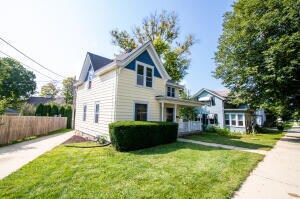 Building Photo - 426 College Ave