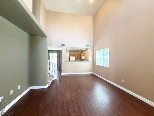 Building Photo - 3925 Philomena St