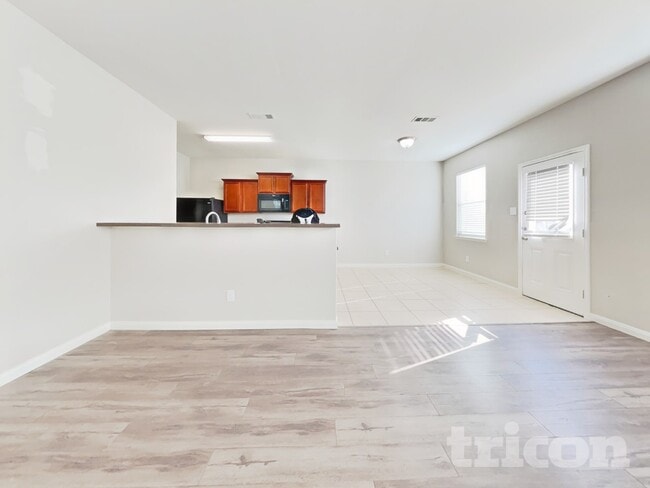 Building Photo - 4821 Cedar Springs Dr
