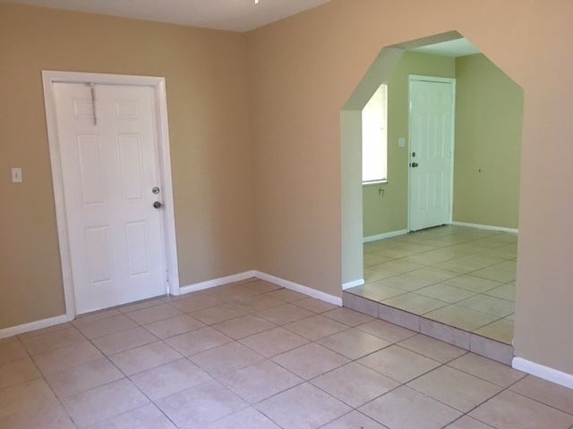 Foto del edificio - 3 br, 1 bath House - 1222 E HARRISON ST.