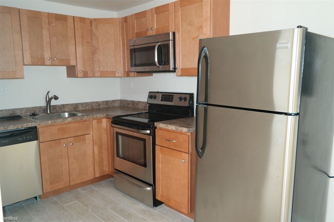 Foto del edificio - Studio, 1 bath  - 817 Park Ave # B2 B2