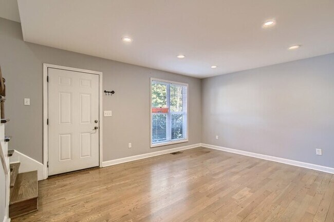 Foto del edificio - 1026 Chelsea Dr, Goodlettsville, TN, 37072