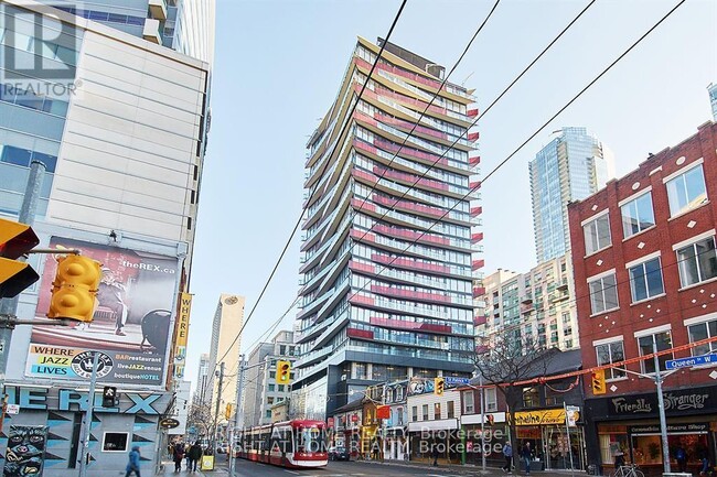 Building Photo - 215 Queen St W