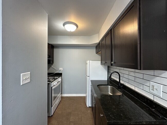 Foto del edificio - 9620 Ivanhoe Ave