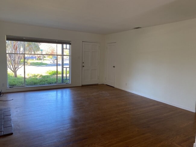 Foto del edificio - 648 K St