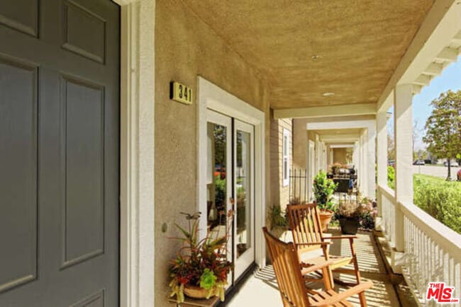 Building Photo - 341 Kiawah River Dr