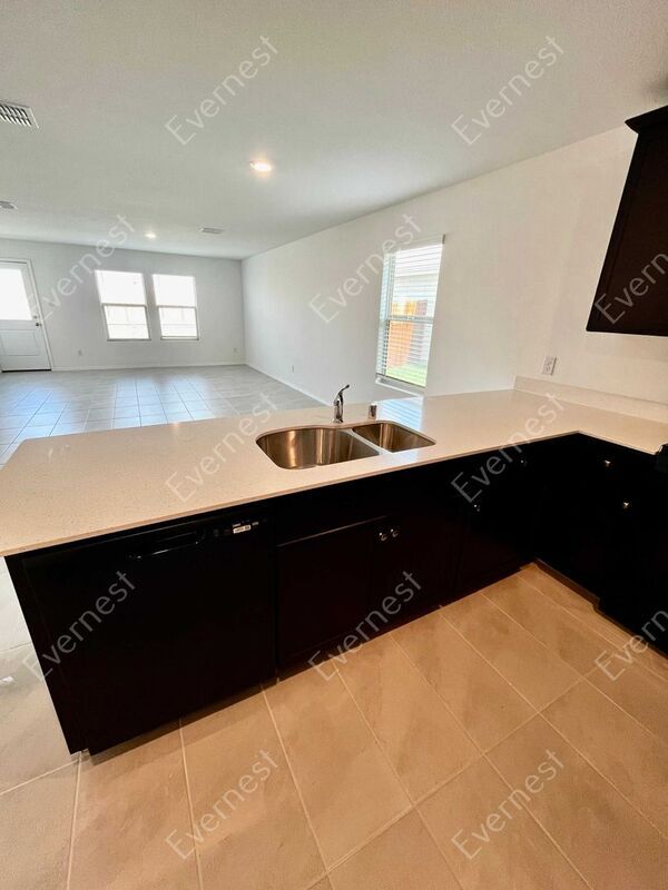 Building Photo - 6728 Dove Chase Ln
