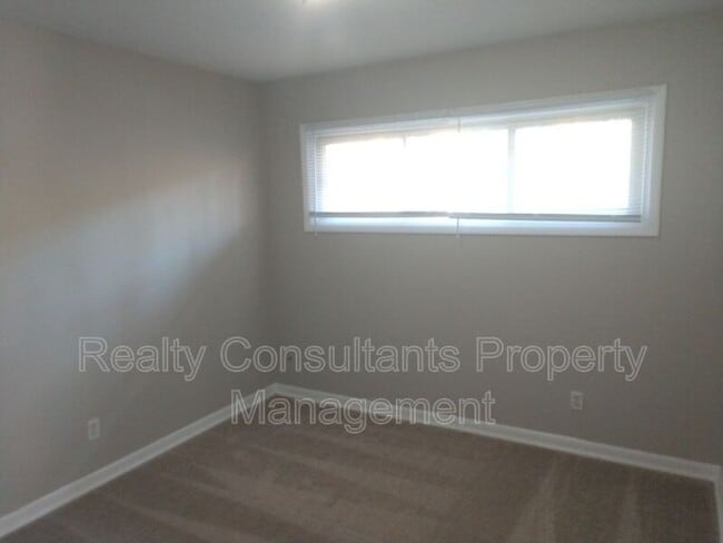 Building Photo - 4234 Kildare Dr