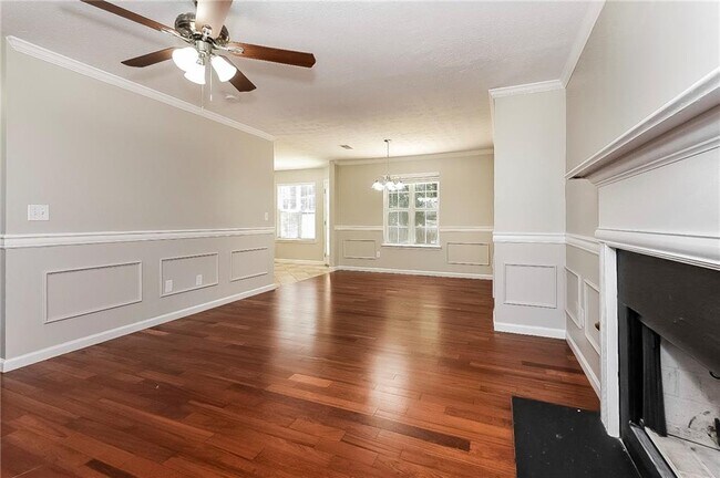 Foto del edificio - 3032 Lake Park Trail