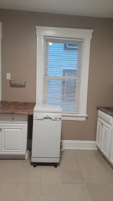 Photo - 2315 W 7th St (Cleveland, OH) Apartment