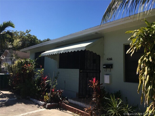 Building Photo - 4760 N Miami Ave