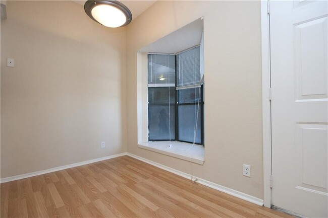 Building Photo - 2818 Nueces St