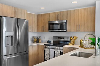 Building Photo - Pier 19 Residences and Marina