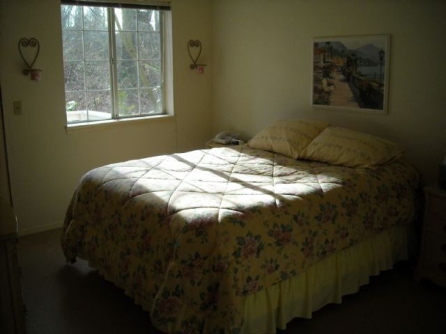 Building Photo - Charming 2BR 2BA Condo in Mercer Park