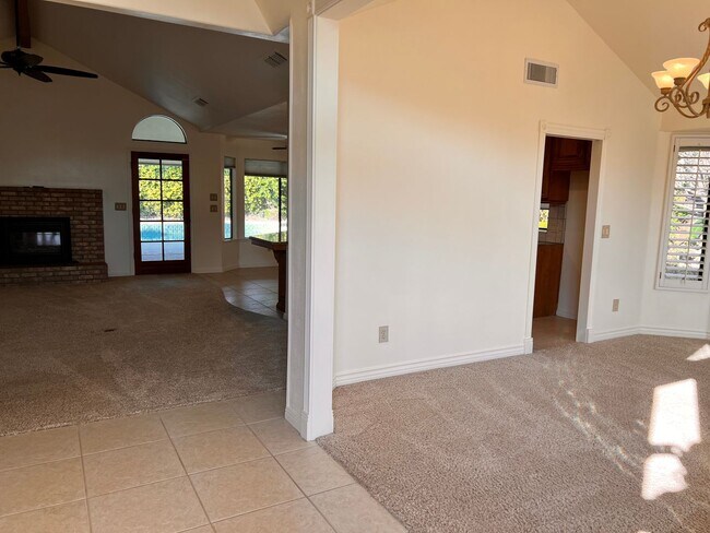 Foto del edificio - SOUTHWEST BAKERSFIELD