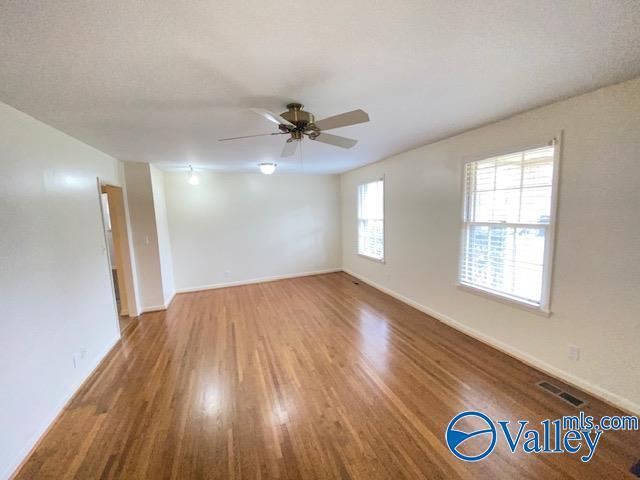 Foto del edificio - 6210 Stratford Ct NW