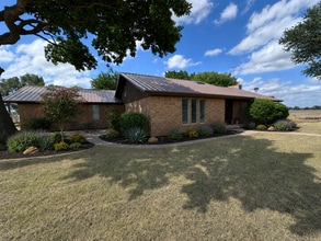 Building Photo - 10030 County Rd 126 W
