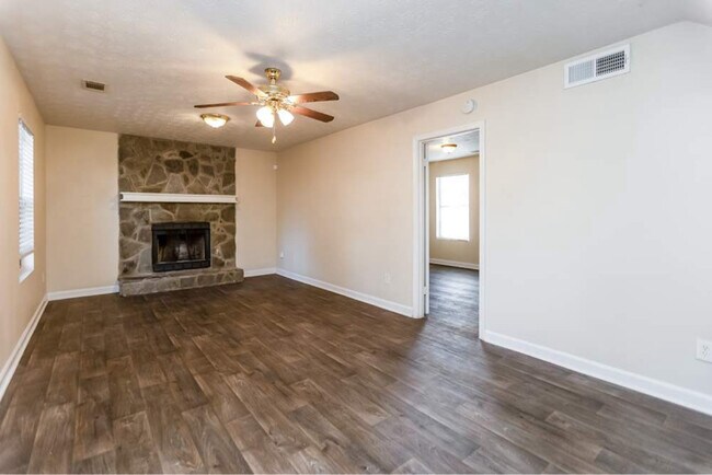 Building Photo - 3071 Eastland Way