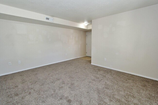 Foto del edificio - 11840 Cloverbrook Ln