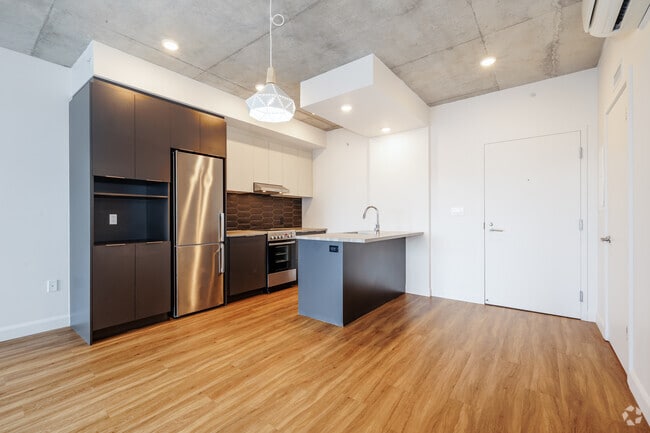 1BR, 1BA - 720SF - Kitchen - Yimby 2