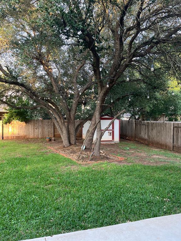 Building Photo - 1029 Horseback Hollow