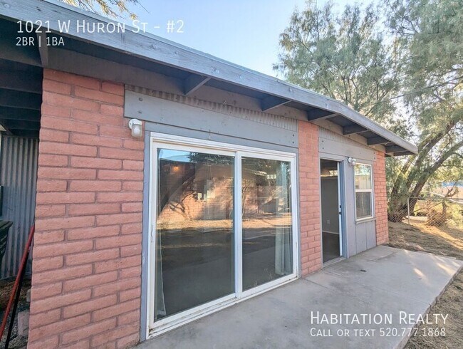 Foto del edificio - Loft-style 2Bed/1Bath in Barrio Hollywood,...