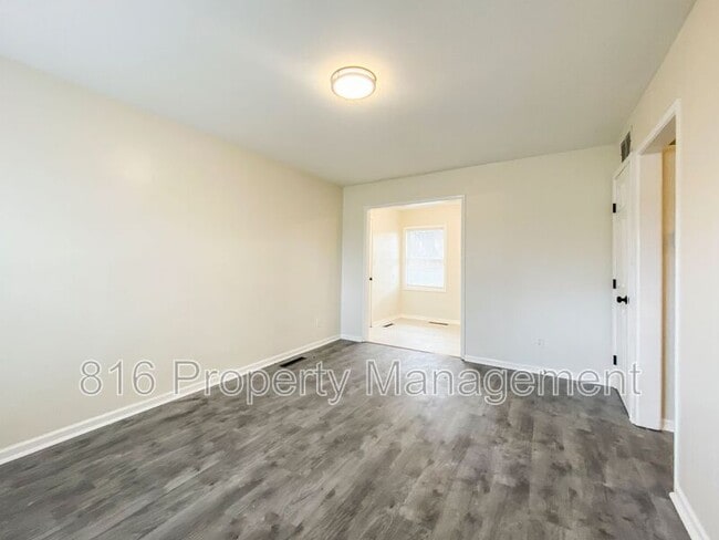 Foto del edificio - 2505 S 52 St